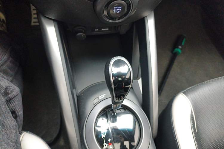 Used Hyundai Veloster 2012 1.6T Automatic Luxury Edition