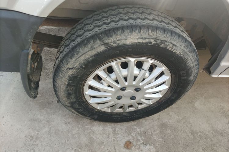 Used Dongfeng Yufeng Yufeng 2020 2.3T Economy Standard Edition VAN Short Wheelbase Mid-Roof 3-Seater WP2.3
