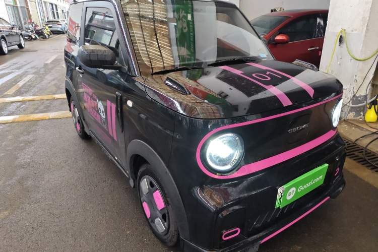 Used Geely Galaxy Panda 2025 210km Panda Kart Front Right 45 Deg