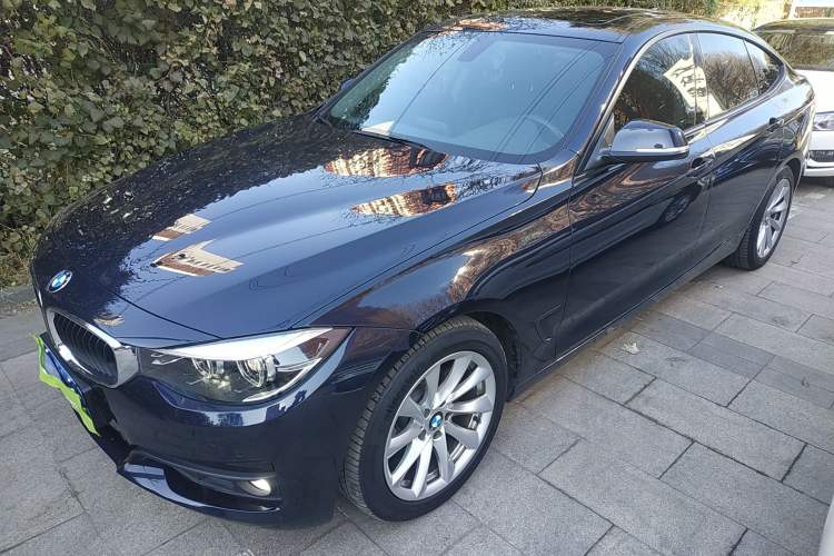 Used BMW 3 Series GT 2017 320i Sport Edition