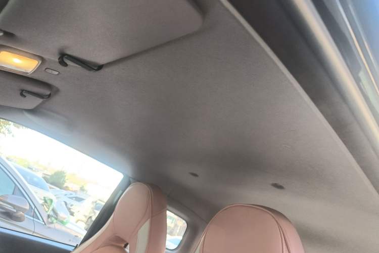 Used Chery QQ Ice Cream 2022 120km Conical Shape Lithium Iron Phosphate