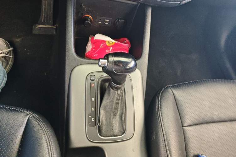 Used Kia K3 2015 1.6L Automatic GL
