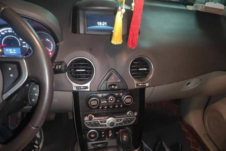 Used Renault Koleos 2010 2.5L 4x4 Comfort Edition
