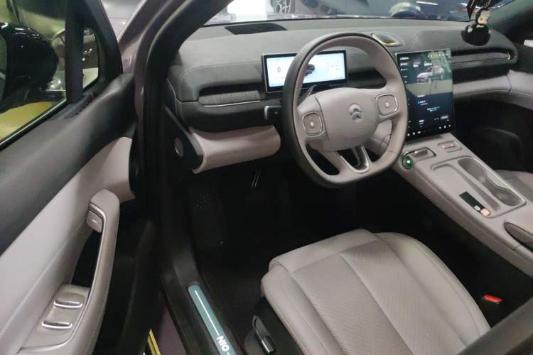 Used Nio EC6 2023 75 kWh Driver Seat