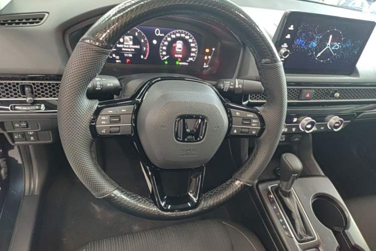 Used Honda Civic 2023 240TURBO CVT Dynamic Edition
