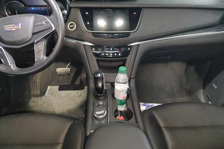 Used Cadillac XT5 2021 28T Luxury Model