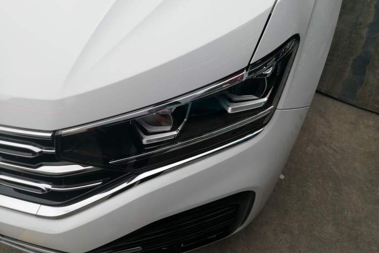 Used Volkswagen Tayron 2020 380TSI All-Wheel Drive R-Line Connected Version
