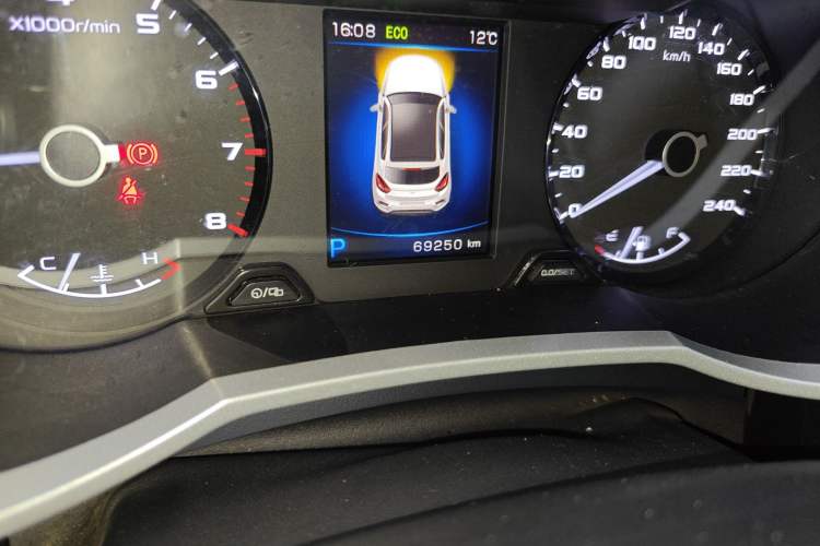 Used Geely Auto Emgrand GS 2018 Sport Edition 1.4T Automatic ZhenShang Model Odometer Close Up