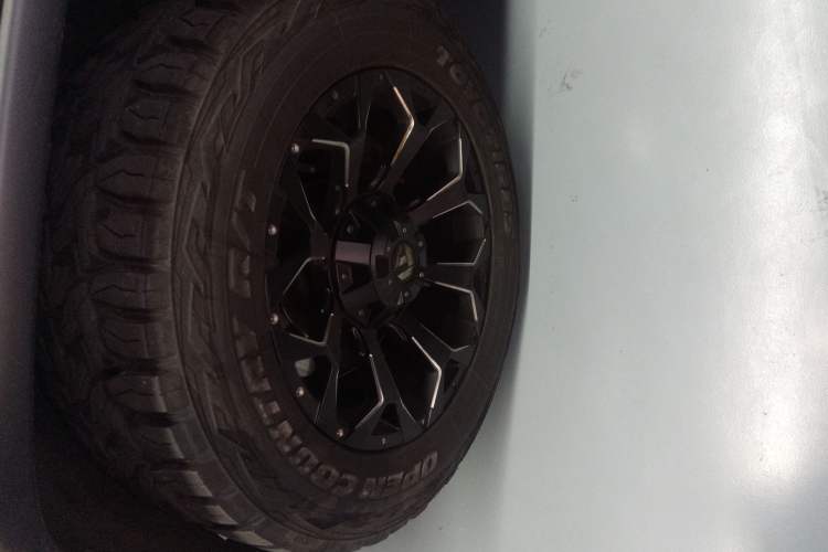 Used Jeep Grand Cherokee 2015 3.0L Comfort Navigation Edition Exterior 4