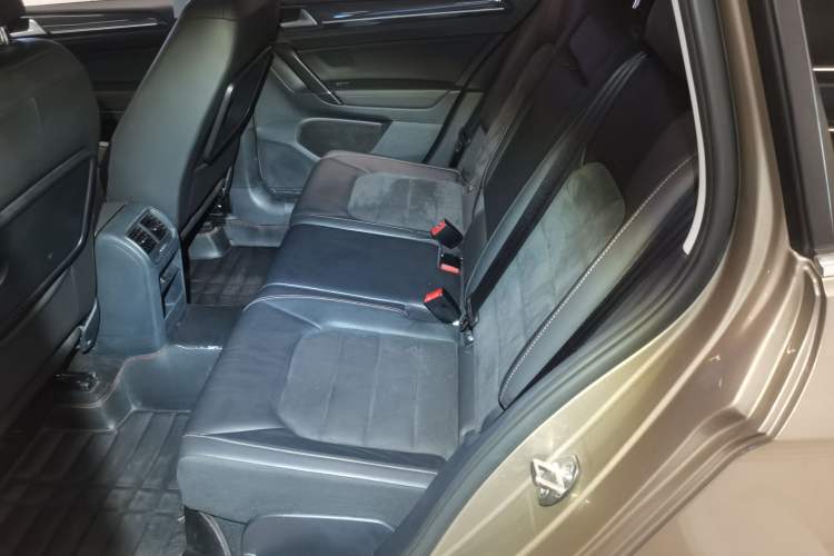 Used Volkswagen Golf Sportsvan 2018 230TSI Automatic Luxury Model