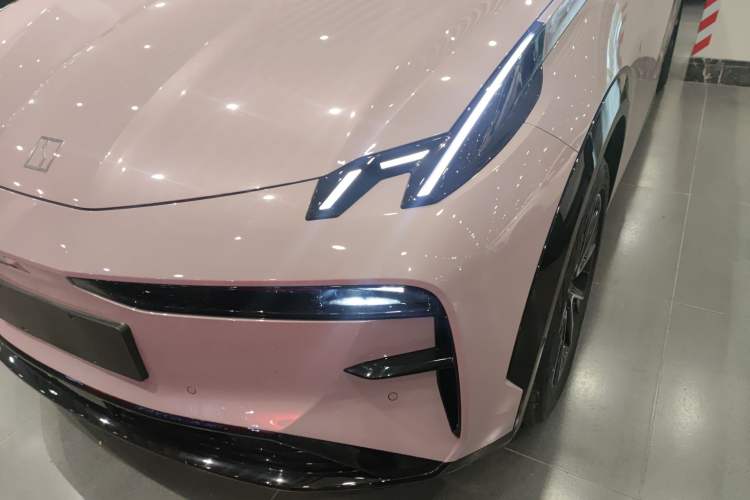 Used Zeekr X 2025 Four-Seater Rear-Drive Cube Version Left Front Headlight