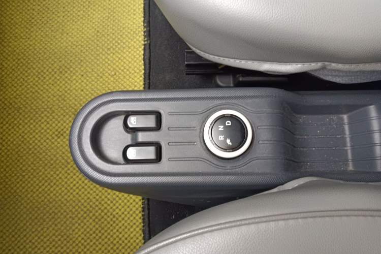 Used Wuling Hongguang MINIEV 2022 Macaron Premium Model – Lithium Iron Phosphate