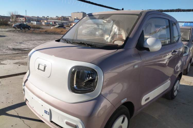 Used Bestune Pony 2026 Model 222km Cute Horse Plus