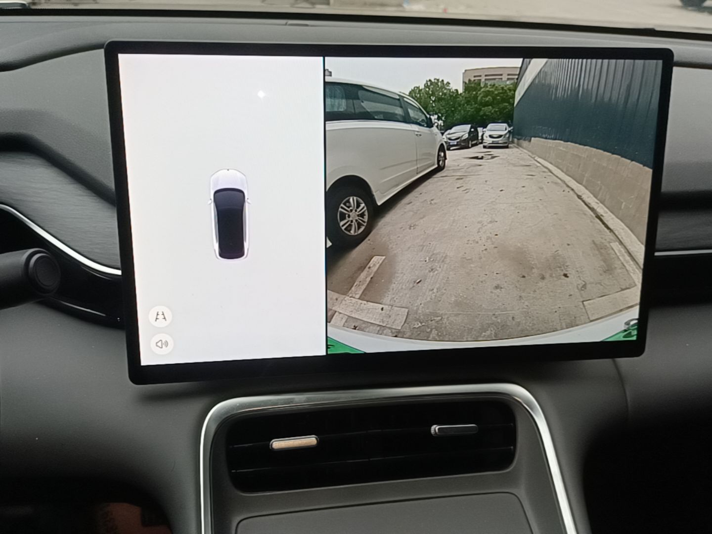 Geely Galaxy L6 2025 EM-i 60km Launch Edition — снимка 15