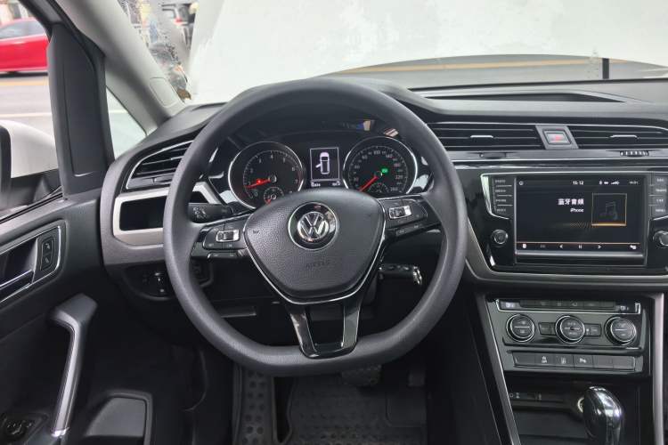 Used Volkswagen Touran 2018 Volkswagen Touran L 280TSI DSG Comfort Edition 7 Seats China V Emission Standard
