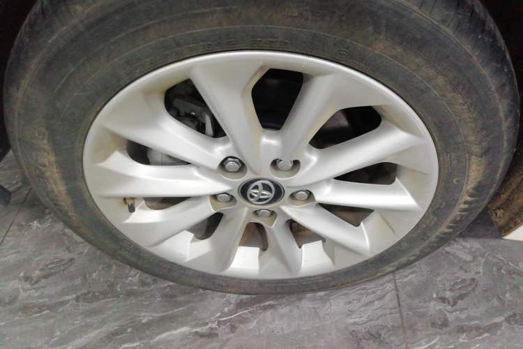 Used Toyota Corolla 2021 Dual-Motor 1.8L E-CVT Elite Edition