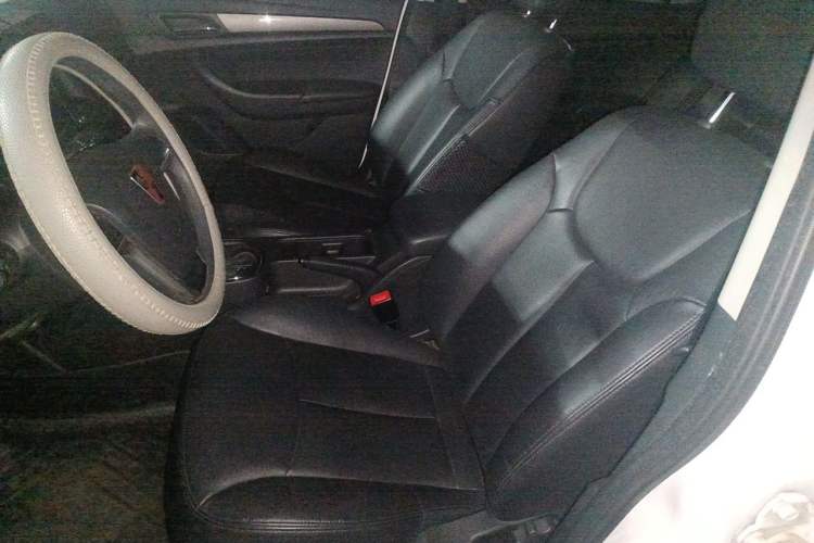 Used Roewe 360 2017 1.5L Automatic Luxury Edition
