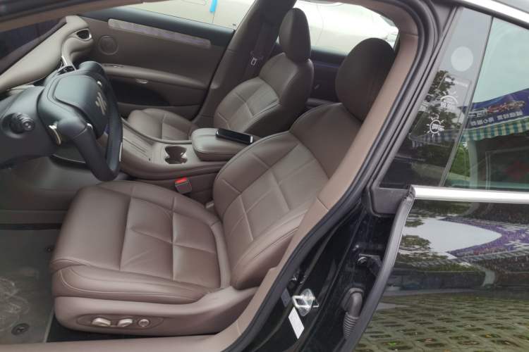 Used IM L6 2025 Ultra Model Left Front Seat