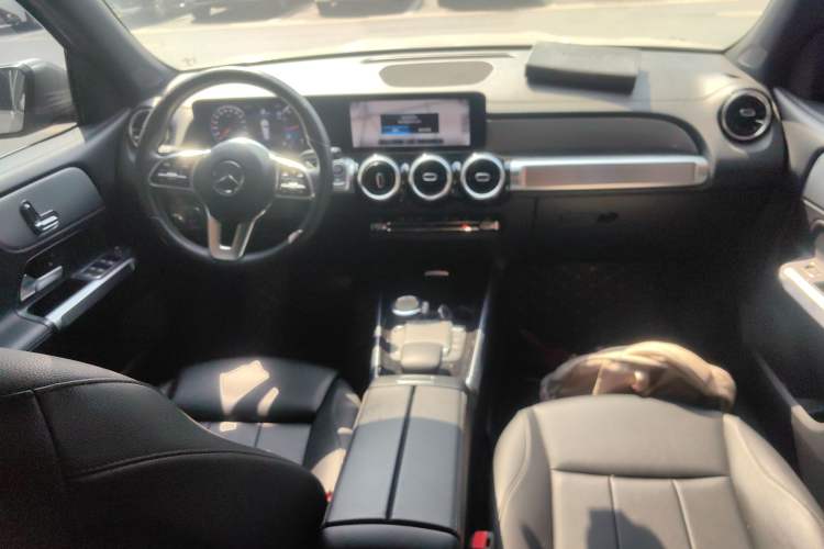 Used Mercedes-Benz GLB 2022 Refresh GLB 200 Dynamic Edition
