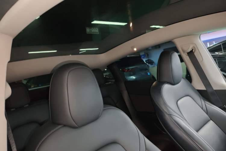 Used Tesla Model Y 2022 Rear-Wheel-Drive Version