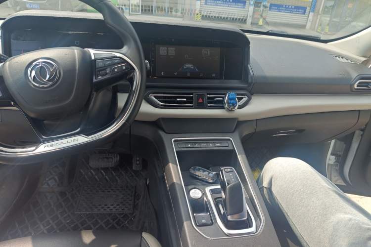 Used Dongfeng Aeolus E70 2022 500 Ultra-Enjoyment Edition Audio And AC Panel