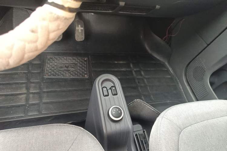 Used Wuling Hongguang MINIEV 2021 Macaron Premium Model – Lithium-NMC
