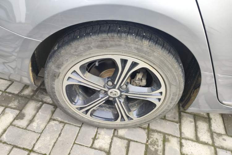 Used MG 6 2017 20T Manual Luxury Smart Connect Version China V Standard