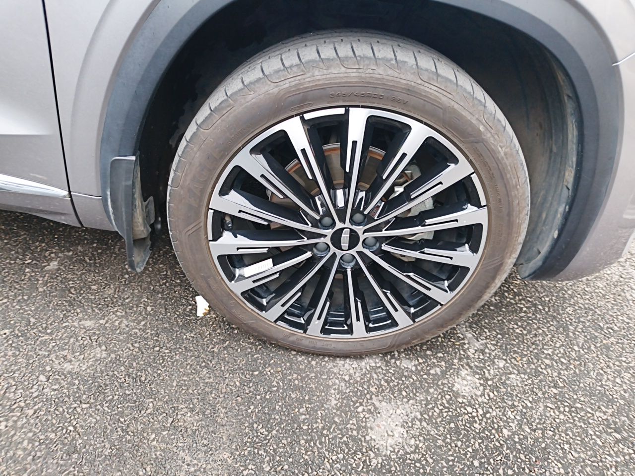 Geely Auto Monjaro L 2025 Dongfang Yao 2.0TD Automatic Lanxing Edition — снимка 8
