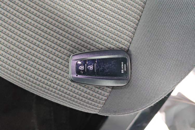 Used Toyota Crown Kluger 2023 2.5L HEV Two-Wheel Drive Entry Version (5 Seats)
