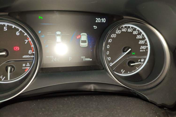 Used Toyota Camry 2019 Revised Version 2.0G Luxury Edition
