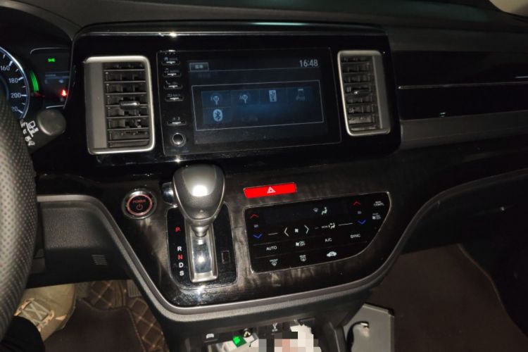 Used Honda Elysion 2019 2.0L Hybrid Luxury Edition
