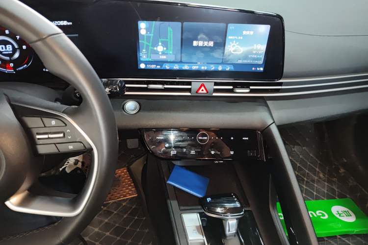 Used Hyundai Elantra 2022 1.5L CVT GLX Elite Edition Audio And AC Panel