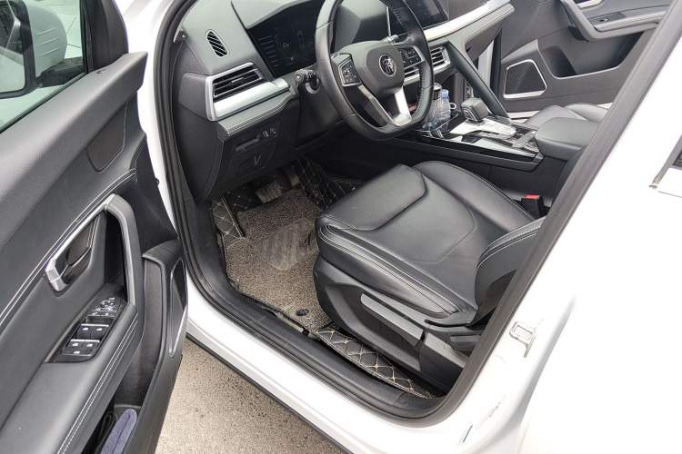 Used BYD Song Pro 2019 1.5T Automatic Luxury Model Driver Seat