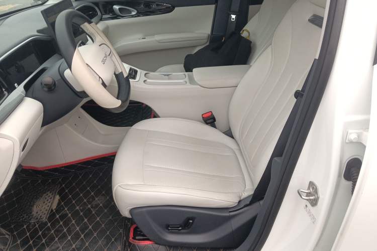 Used Geely Galaxy Geome 2025 UP 410km Exploration Edition
