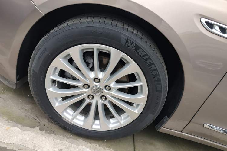 Used Buick LaCrosse 2016 28T Elite Model

