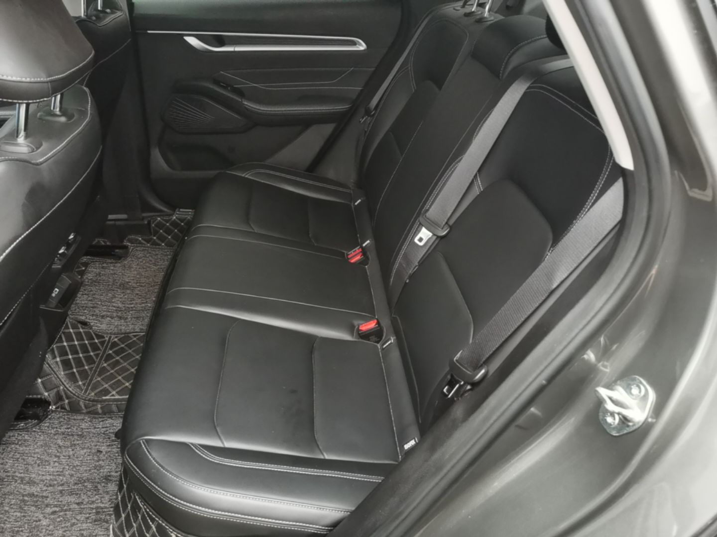 Geely Auto Emgrand 2025 4th Generation 1.5L CVT Luxury Version — снимка 20