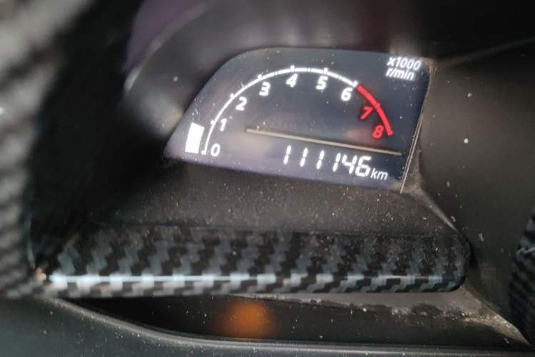 Used Mazda 3 Axela 2014 Sedan 1.5L Manual Comfort Model
