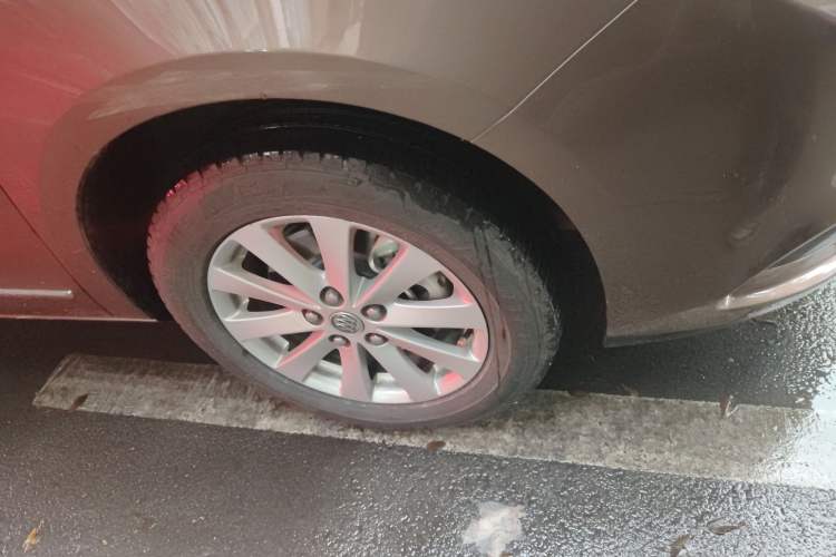 Used Buick GL8 2018 28T Luxury Model China VI Standard