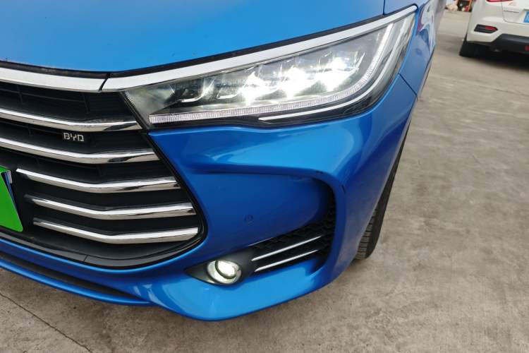 Used BYD Song MAX 2017 1.5T Automatic Smart Connect Prestige 7-Seater