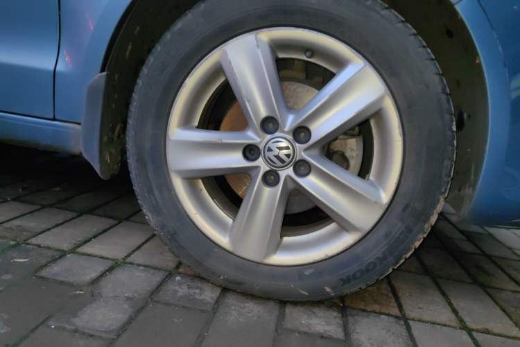 Used Volkswagen Polo 2011 Jingqu 1.6L Manual - Real Cool Edition