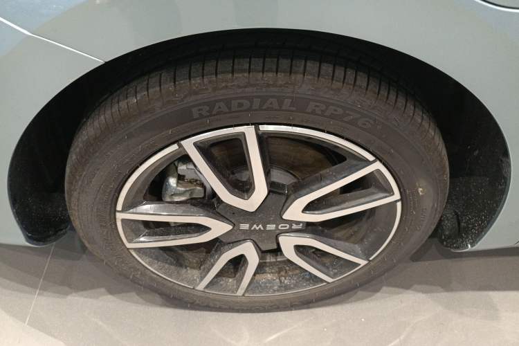 Used Roewe D6 2025 520km Smart Enjoyment Version
