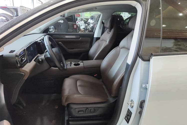 Used Leapmotor C11 2023 Range-Extended 300 Smart Enjoyment Edition
