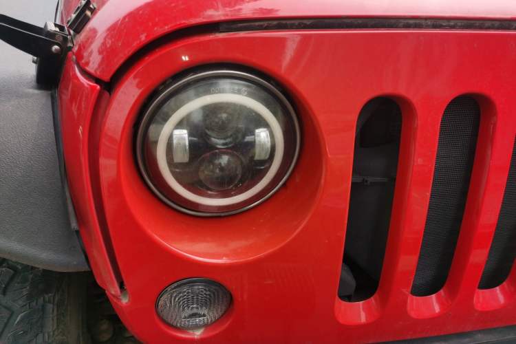 Used Jeep Wrangler 2015 2.8TD Sahara Four-Door Comfort Edition