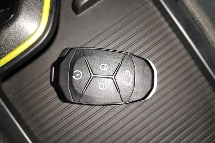 Used Lynk & Co 03 2020 03+ 2.0TD Automatic Performance Package Edition Vehicle Key