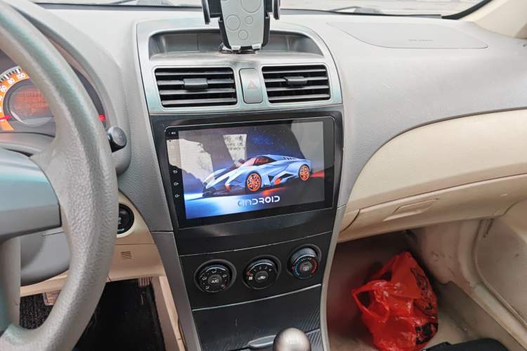 Used BYD L3 2013 1.5L Automatic Comfort Edition Audio And AC Panel