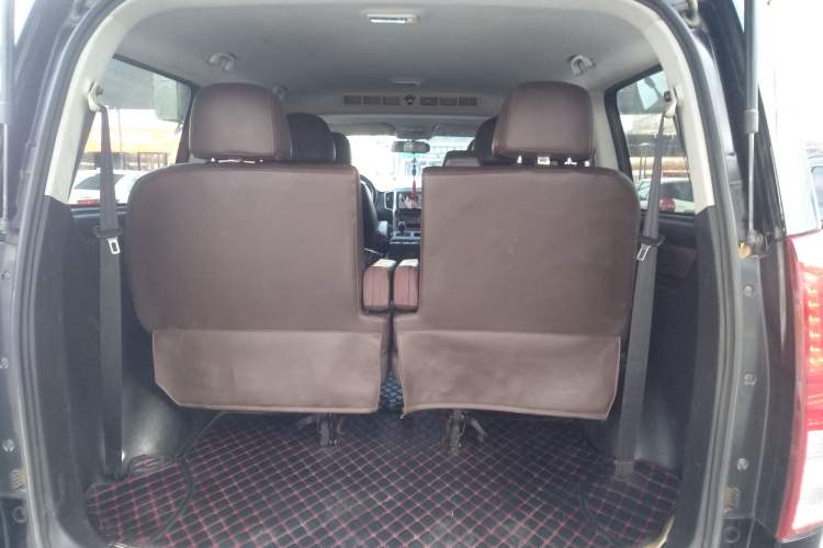 Used FORTHING Lingzhi PLUS 2021 2.0L Manual Luxury 7-Seater
