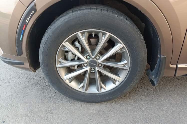 Used JETOUR X70 2020 1.5T DCT Comfort Edition 7-Seater