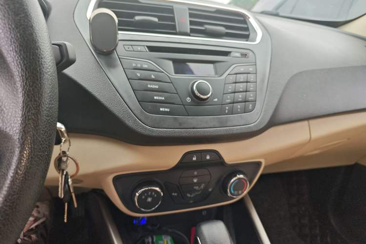 Used Ford Escort 2015 1.5L Automatic Comfort Edition
