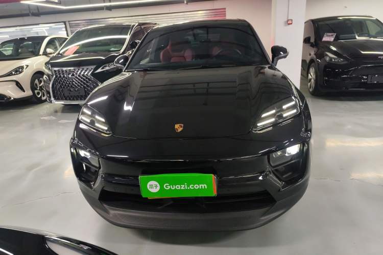 Used Porsche Macan 2024 Macan Long Range Edition
