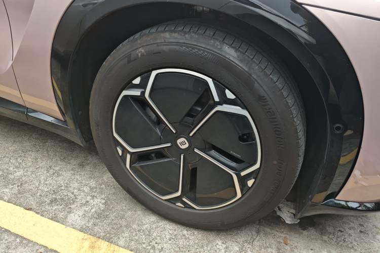 Used Xiaomi Auto YU7 2025 Ultra-Long Range All-Wheel Drive Pro Version